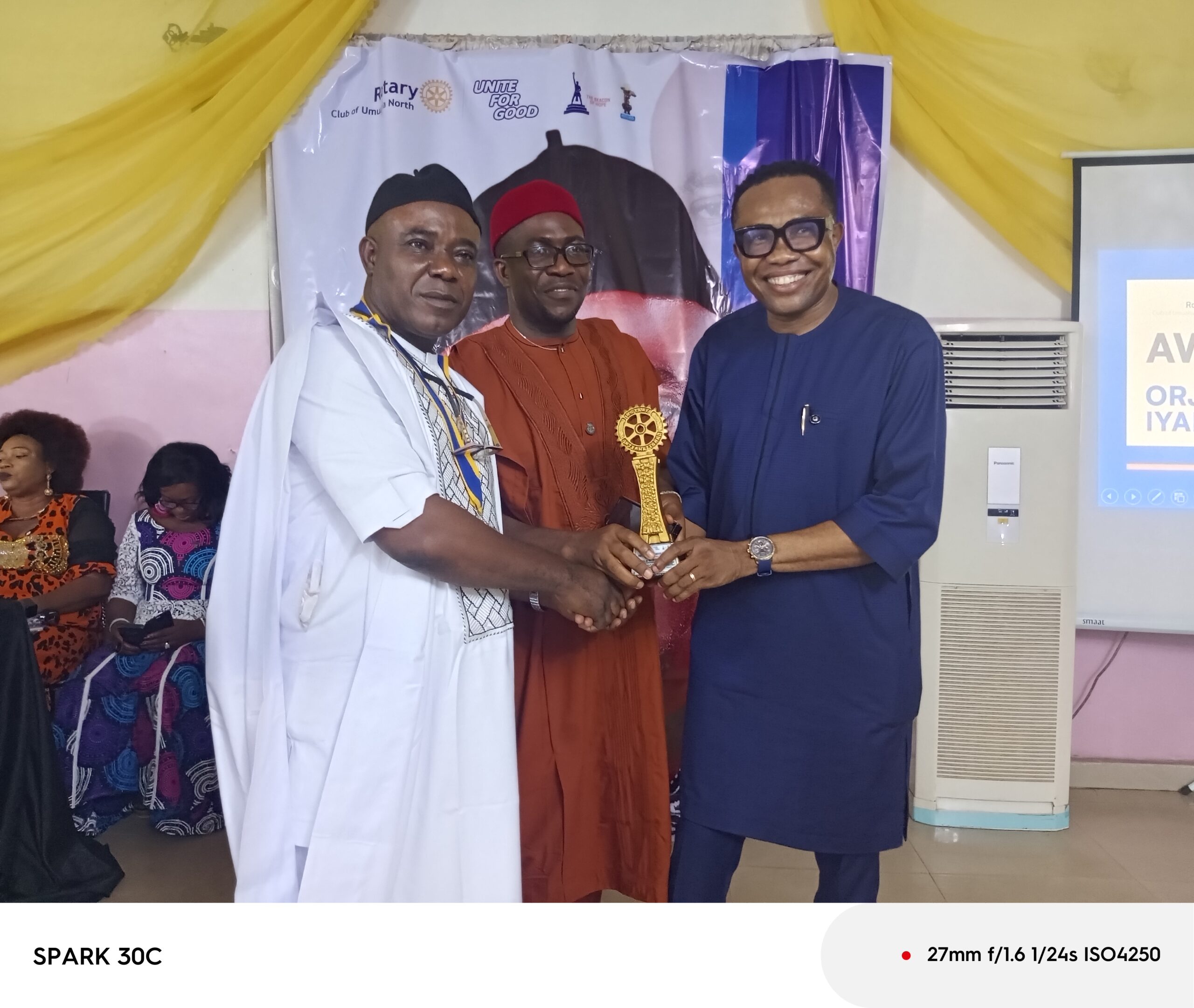 Rotary Honours Dr. Inyamah Humphrey.